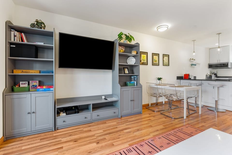 Condo, 1 Bedroom | Interior