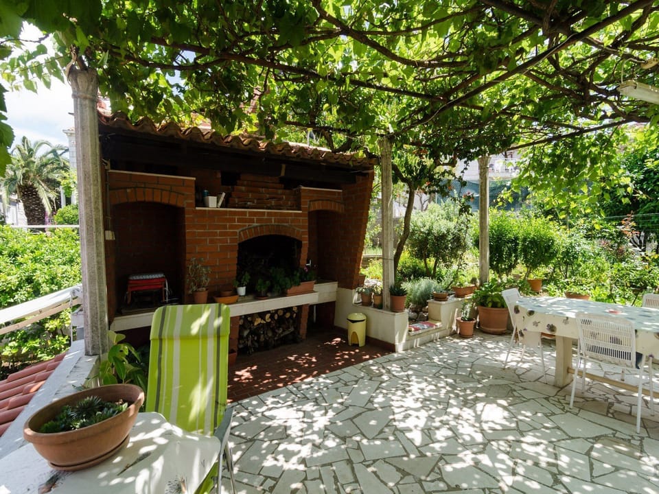 Studio (Studio Apartment with Terrace) | Terrace/patio