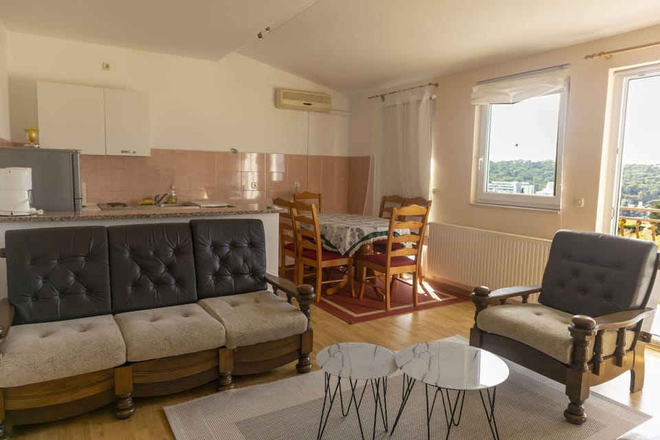 Apartment (A1) | Living room