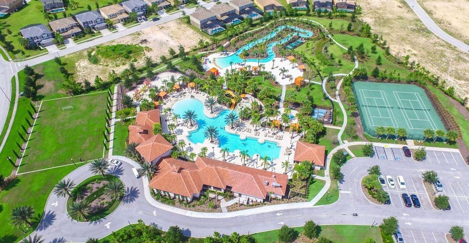 Solterra Resort features many amazing amenities including a resort-style pool with zero entry, lazy river, poolside cabanas with Bar & Grill, waterslide, kids play zone, basketball, tennis, and volleyball courts to name a few.