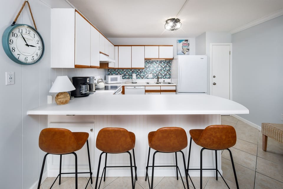 Kitchen - Aqua Villa Resort, Okaloosa Island, Fort Walton Beach, Vacation Condos by Sunset Resort Rentals