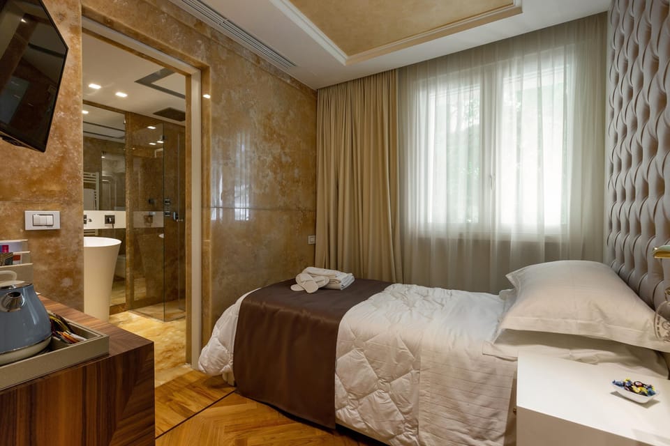 3014 B&B Luxury Villetta Carra City- Camera Singola by Barbarhouse Bed and Breakfast in Gallipoli