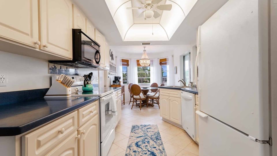 Spacious kitchen