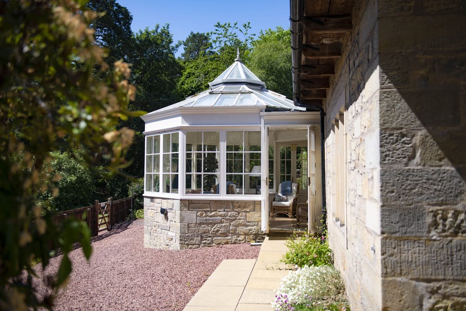 The conservatory at Eslington Lodge