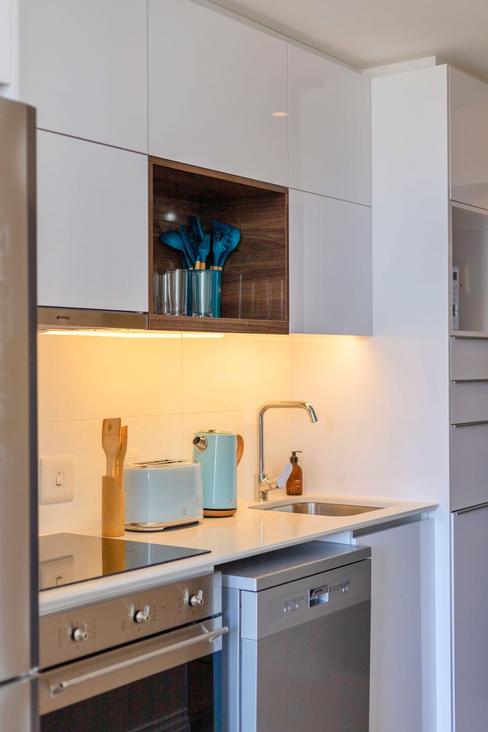Comfort Studio | Private kitchen | Fridge, microwave, oven, stovetop