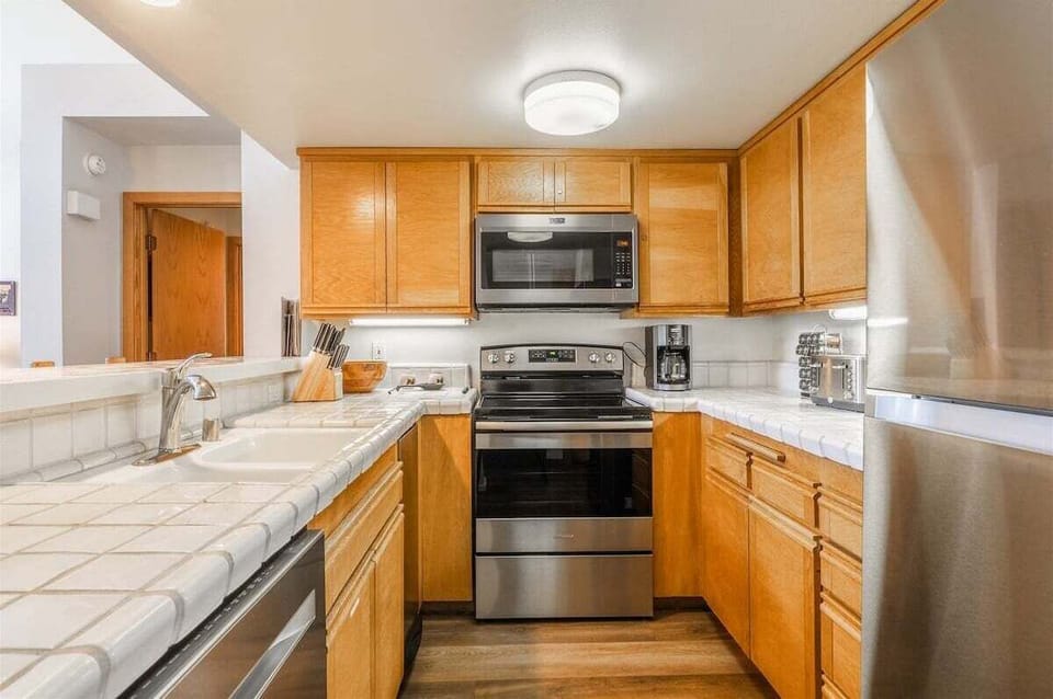 Fully equipped kitchen