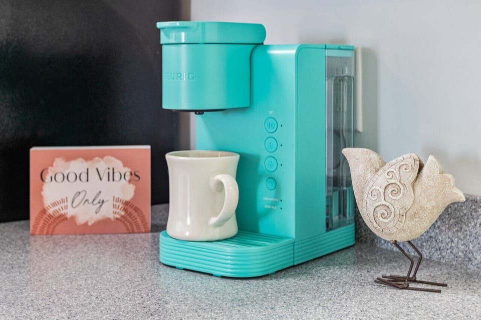 Keurig & Regular Coffee Pot Available