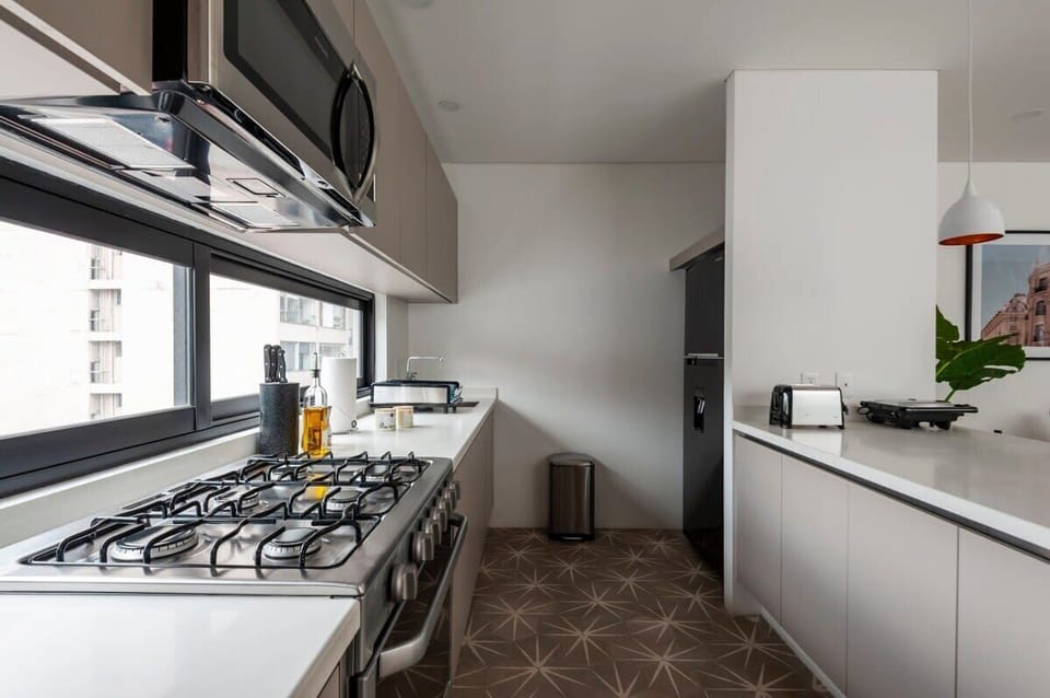 Fully equipped kitchen