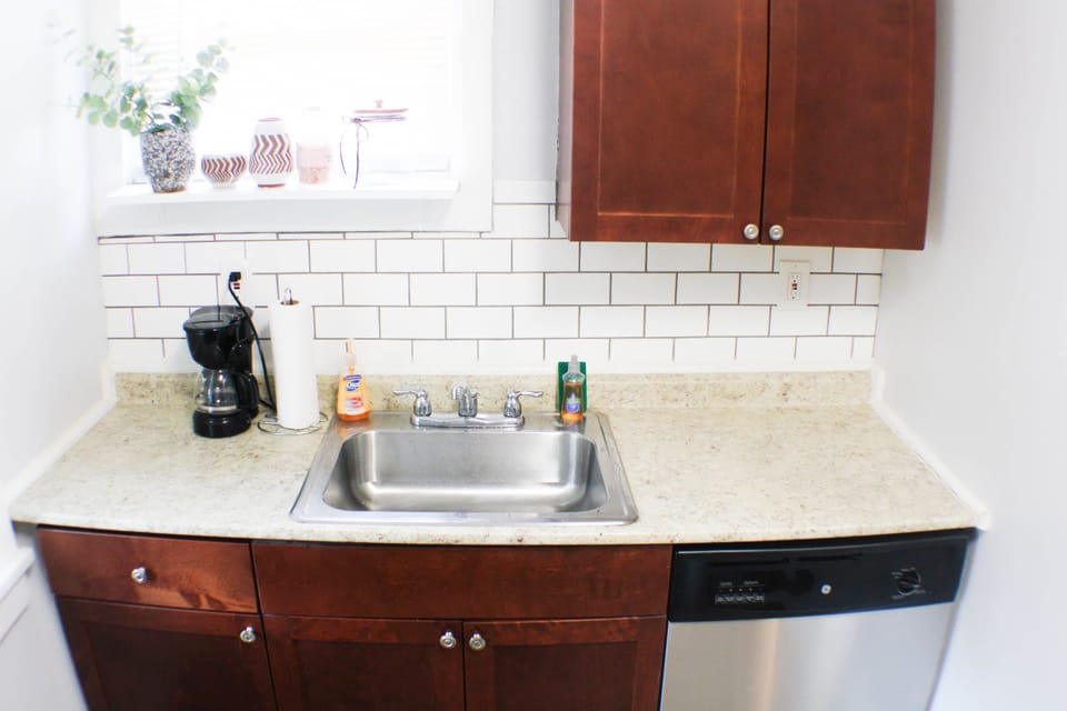Fully Stocked Kitchen with Dishwasher