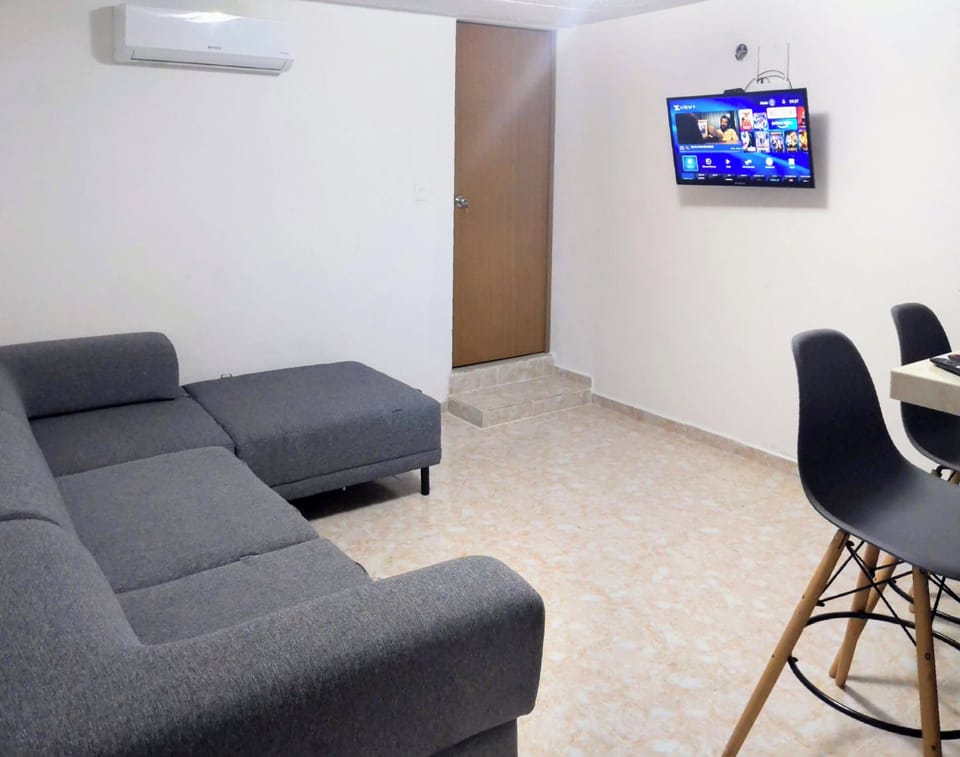 Apartment, 2 Bedrooms, Smoking, Patio | Living area