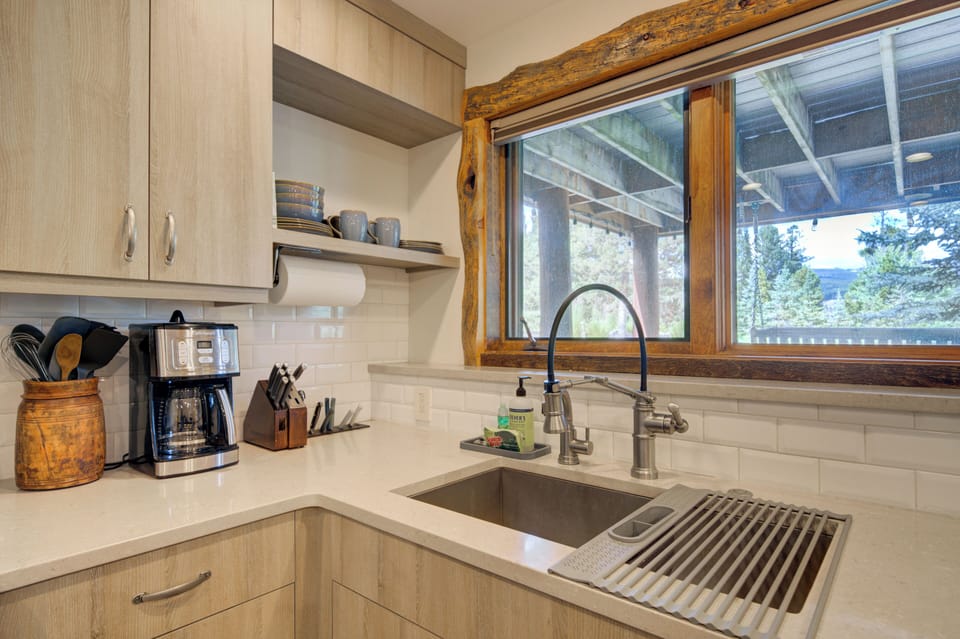 Kitchen Sink