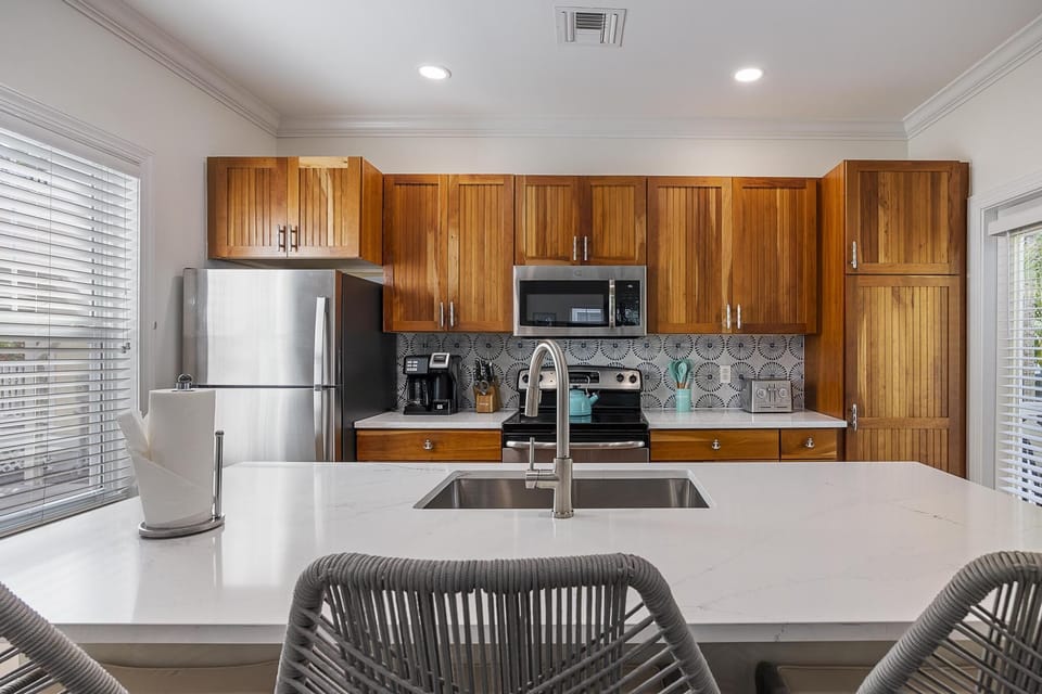 Fully equipped Kitchen including children dishware