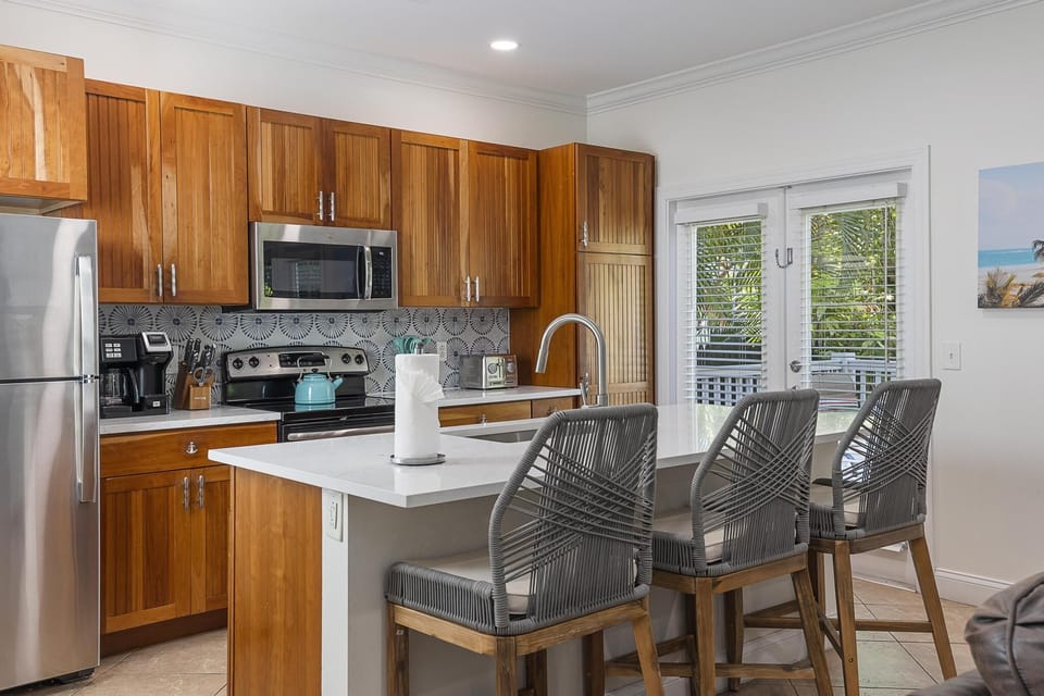 Fully equipped Kitchen including children dishware