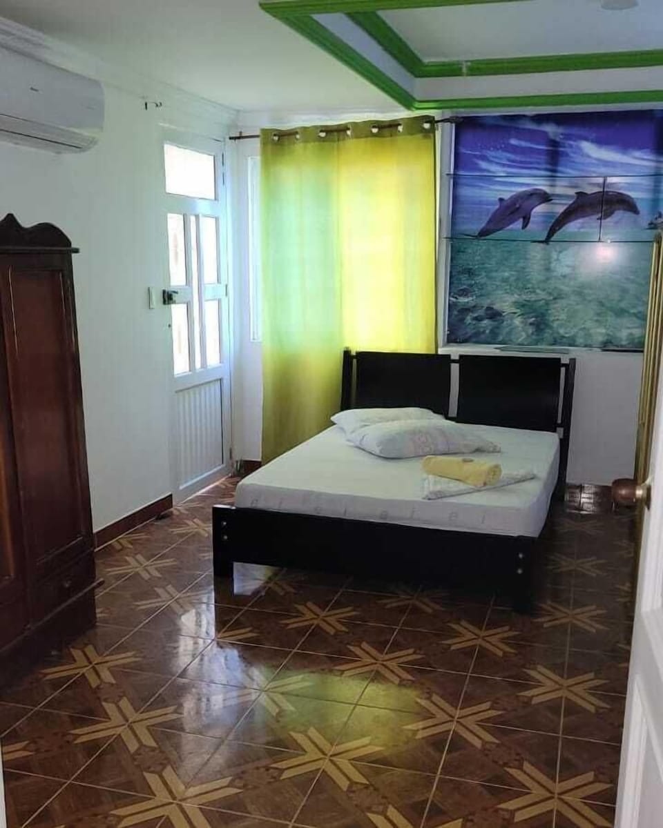 Family Room | WiFi (free)