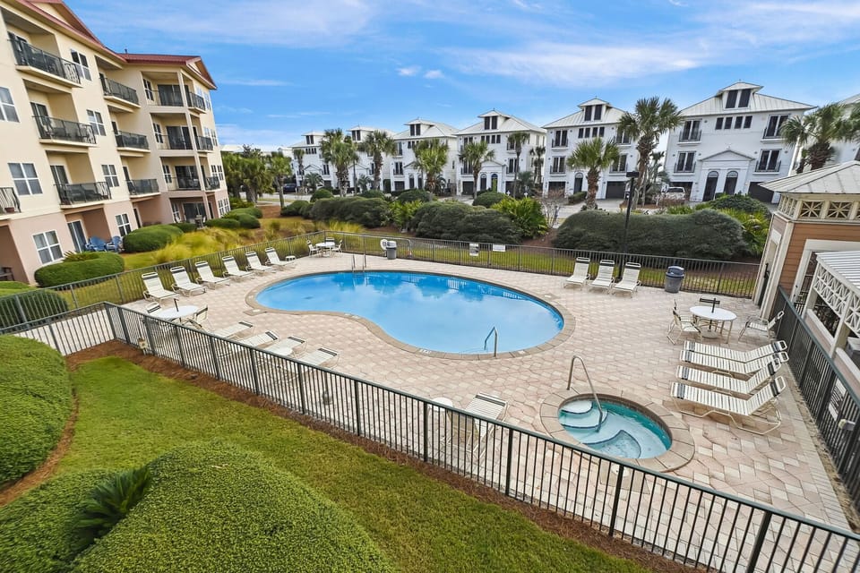 Community pool and hot tub