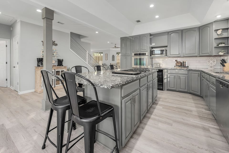 Kitchen area with breakfast bar