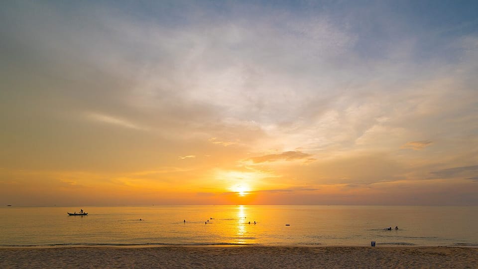 Beach nearby, white sand