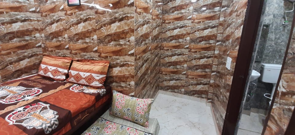 Studio, 1 Bedroom, Smoking, Balcony | 1 bedroom