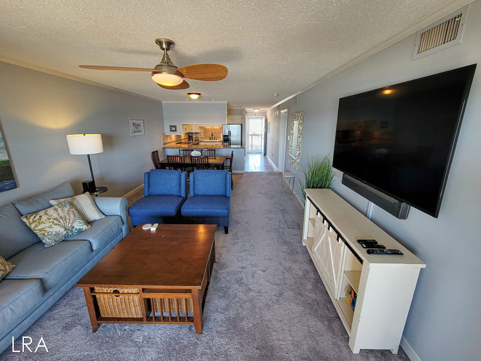 Living Room -16
