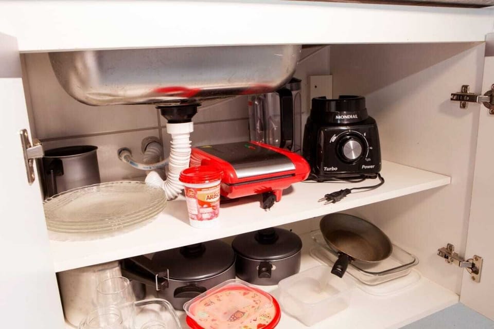 Apartment | Private kitchen | Fridge, microwave, oven, blender