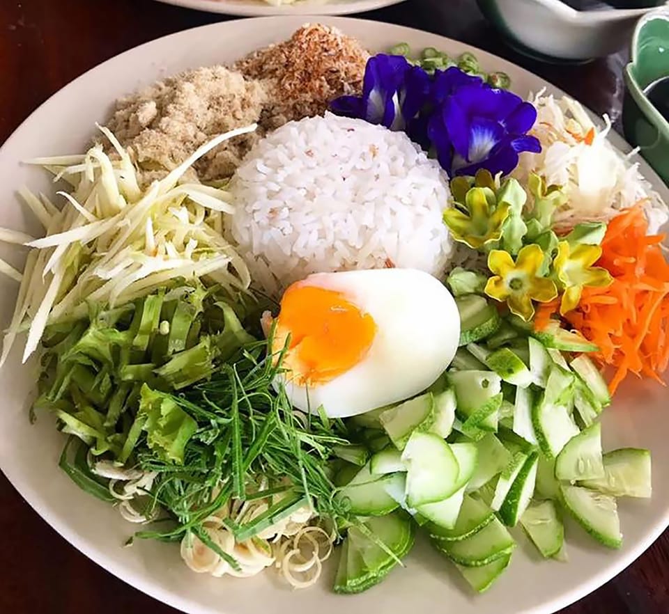 Free daily local cuisine breakfast