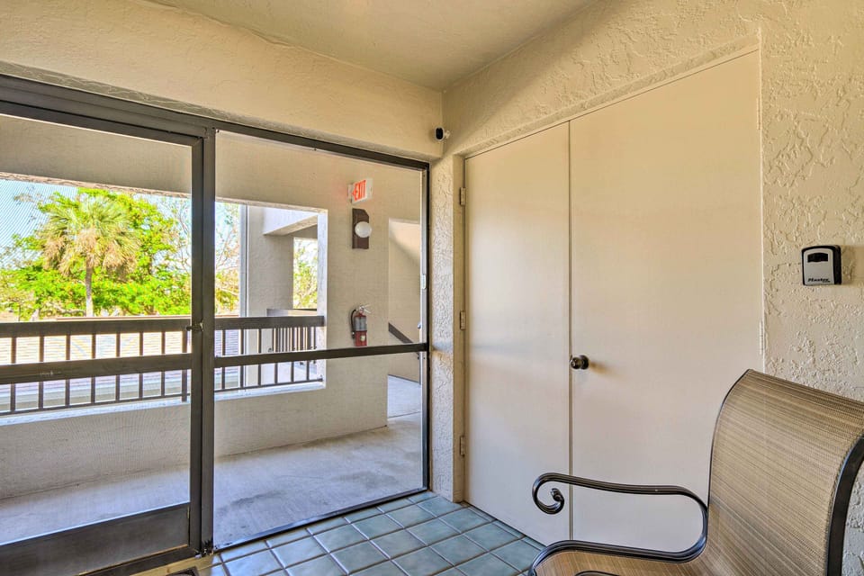 Entrance lanai with security camera on front door
