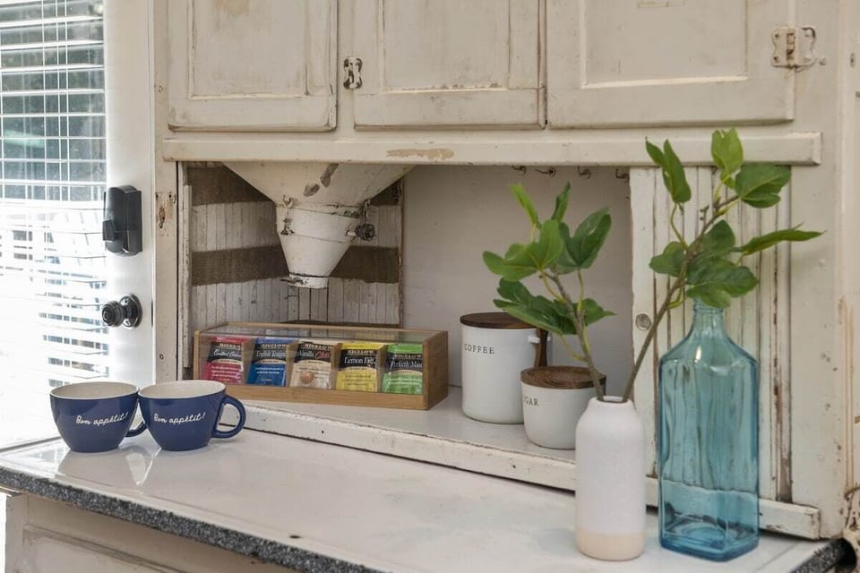 Coffee and teas are provided for guests. Bon Appetit! 