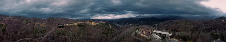 Drone shot of the mountains!