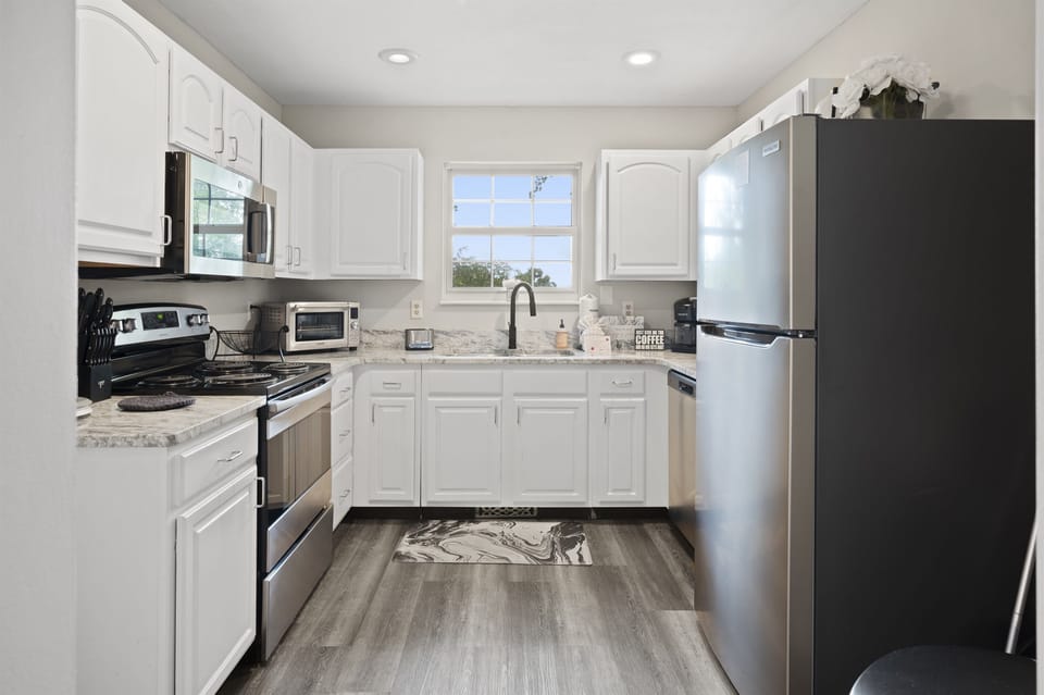 Fully equipped kitchen