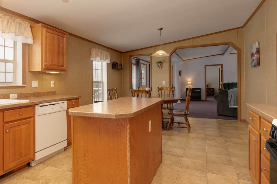 Lots of counter space and island