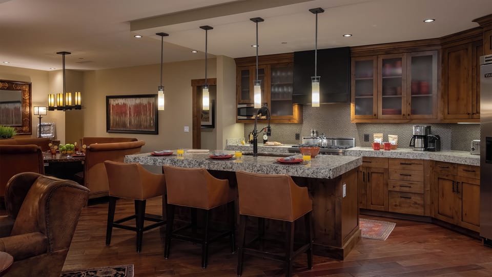 Kitchen, Main Level - Island with seating