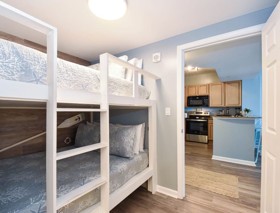 The Palms of Destin 2409 - Guest Bedroom