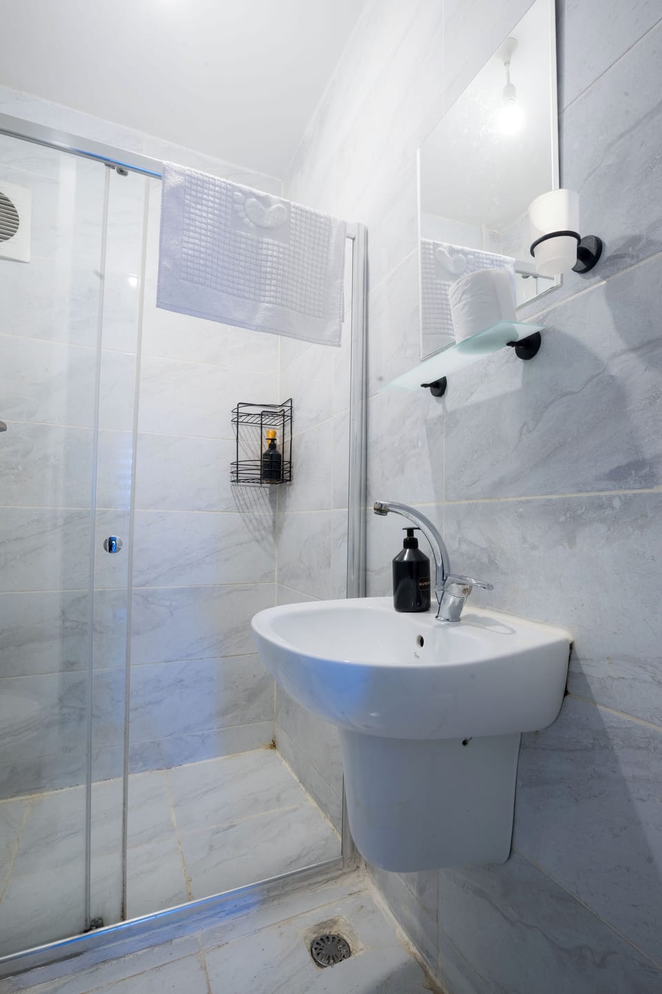 Shower, rainfall showerhead, hair dryer, slippers