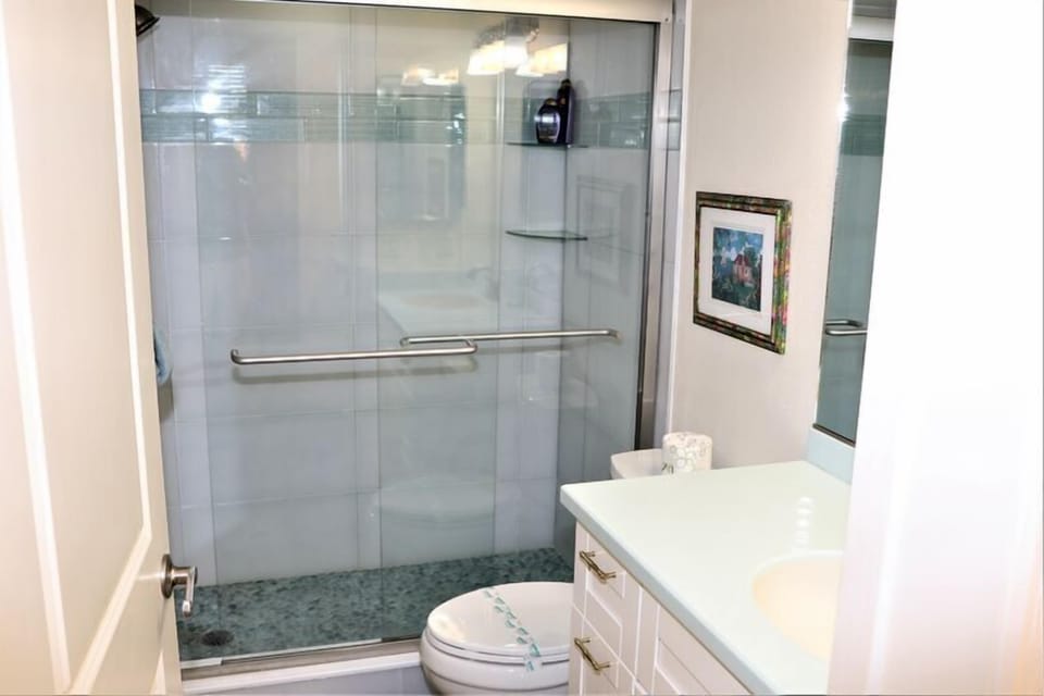 Gulf and Bay Club- A106, Tropical Sands Accommodations