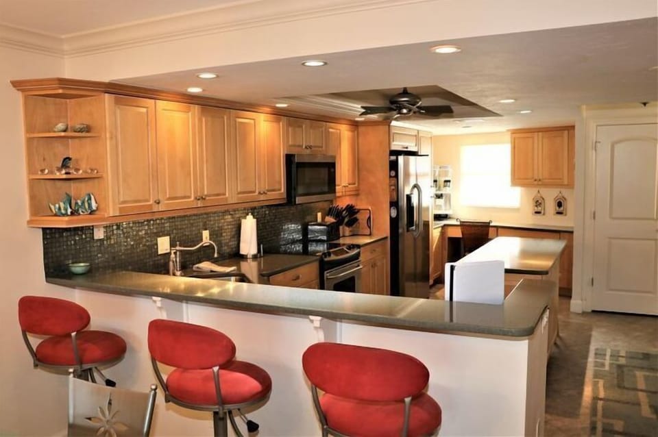 Gulf and Bay Club- A106, Tropical Sands Accommodations