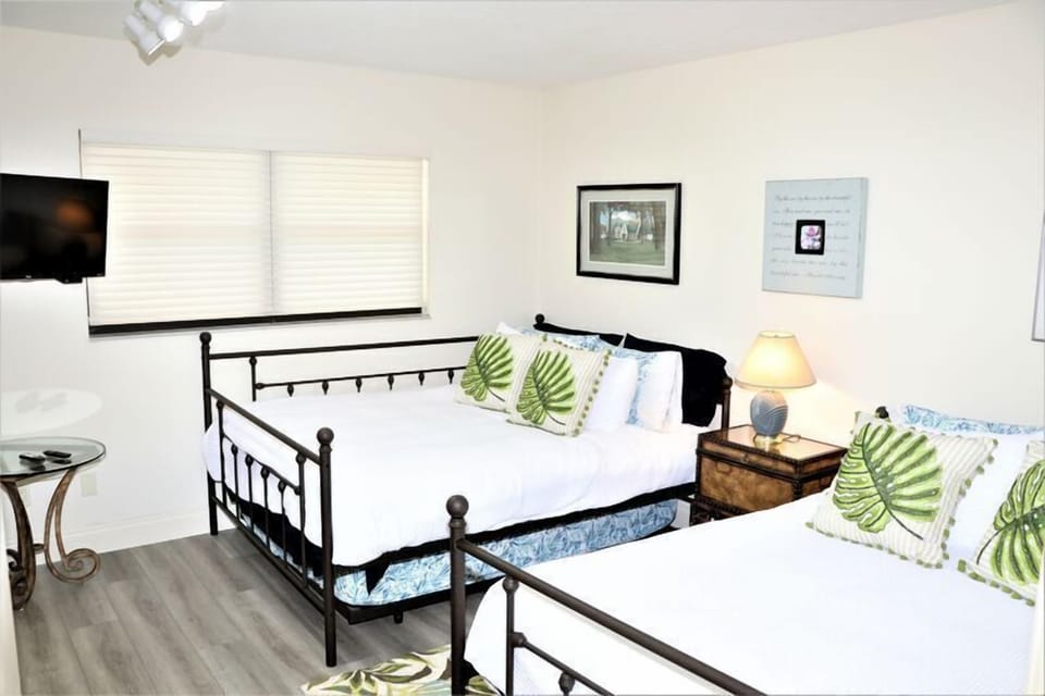 Gulf and Bay Club- A106, Tropical Sands Accommodations