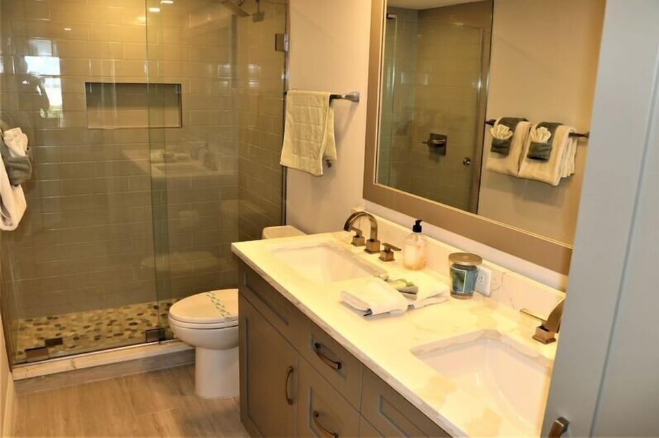Gulf and Bay Club- A403, Tropical Sands Accommodations