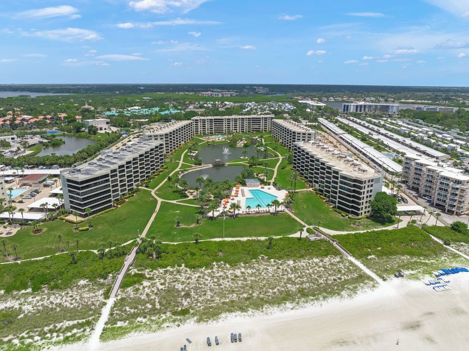Gulf and Bay Club