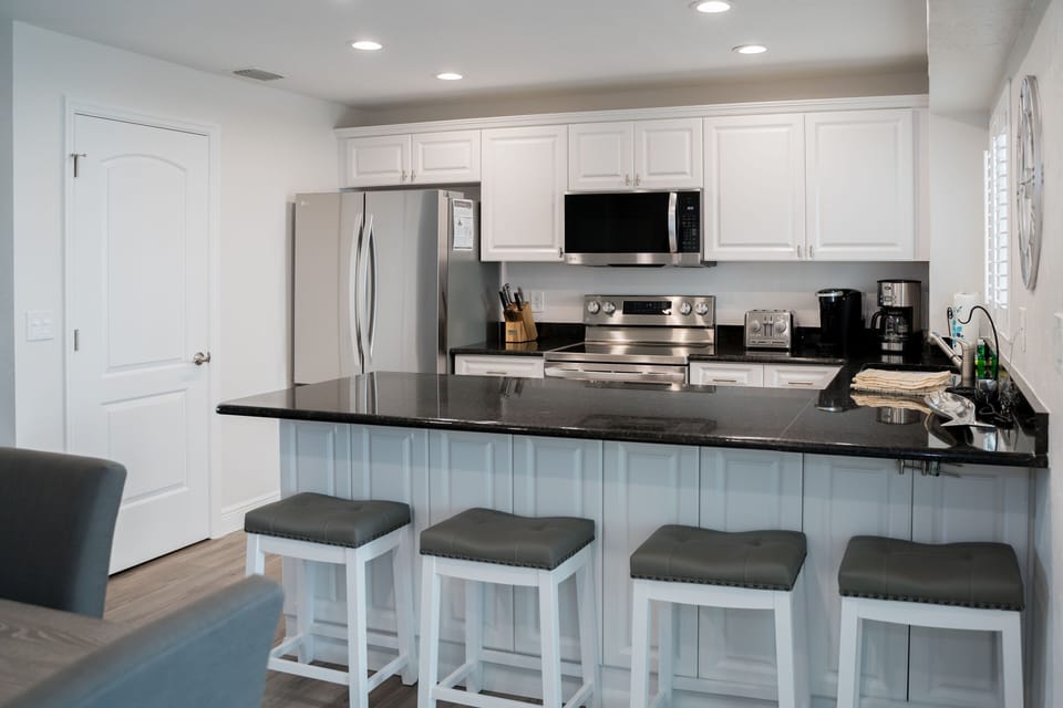405 kitchen 3