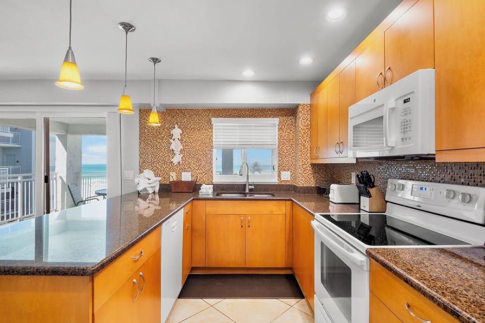 Jamaica Royale 606 by Tropical Sands Accommodations
