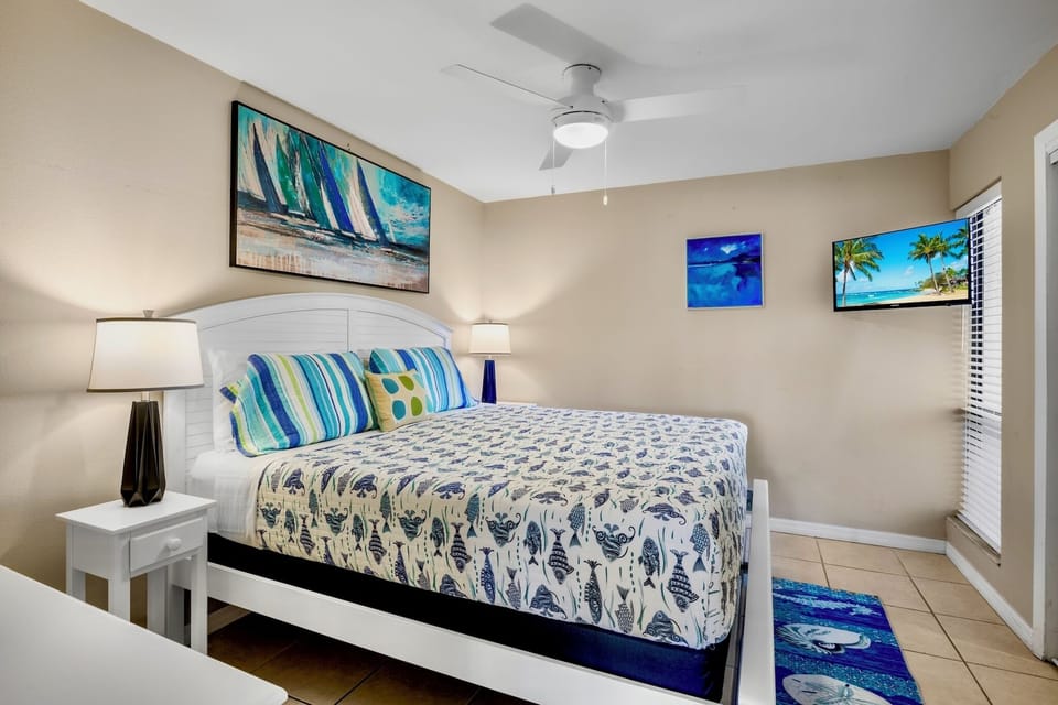 Midnight Cove II 111F