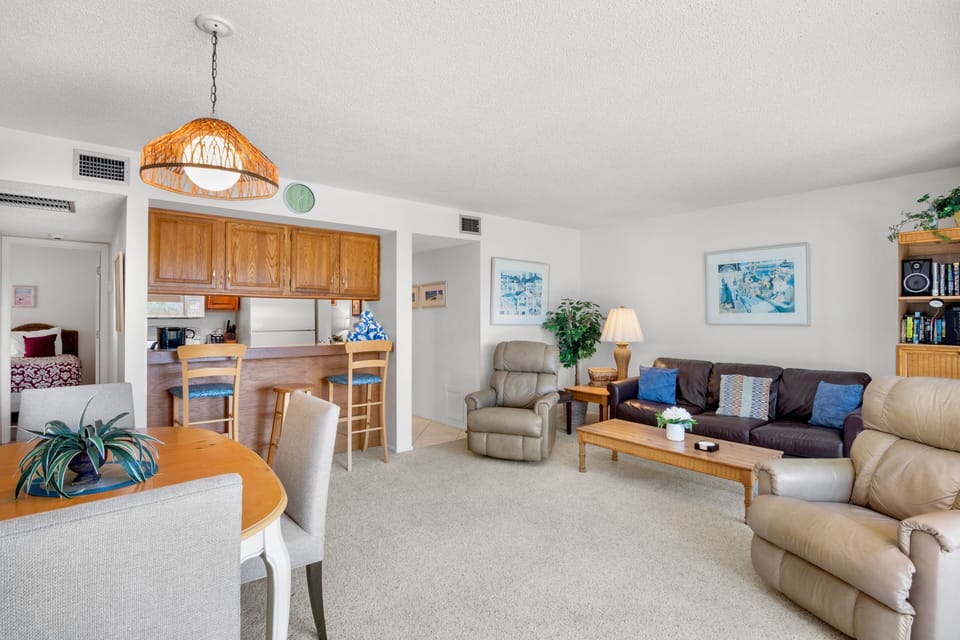 Midnight Cove II 833F