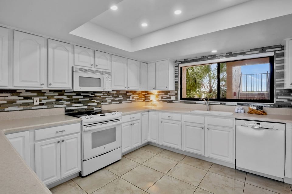 Midnight Cove II Unit 931C