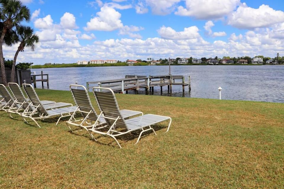 Chairs facing the ocean