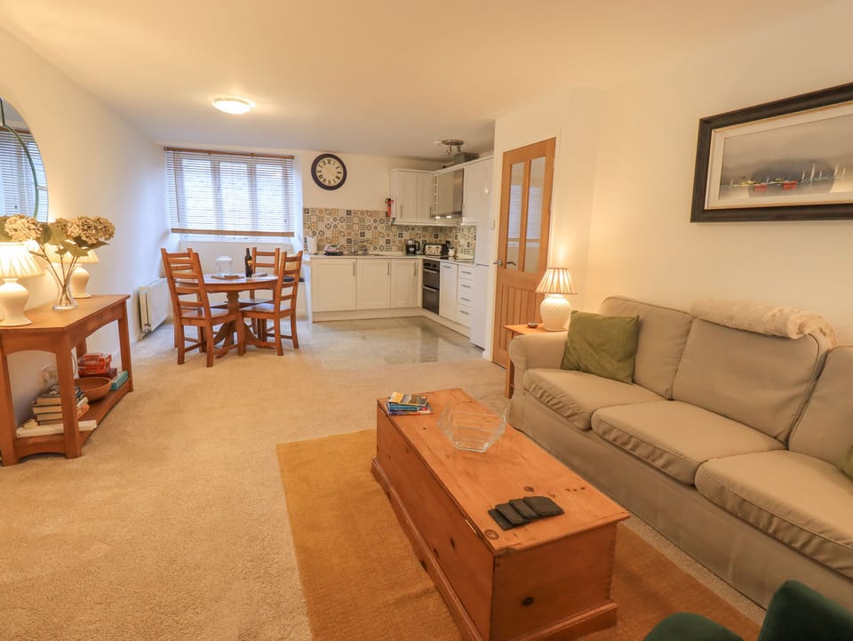 Cottage | Living area