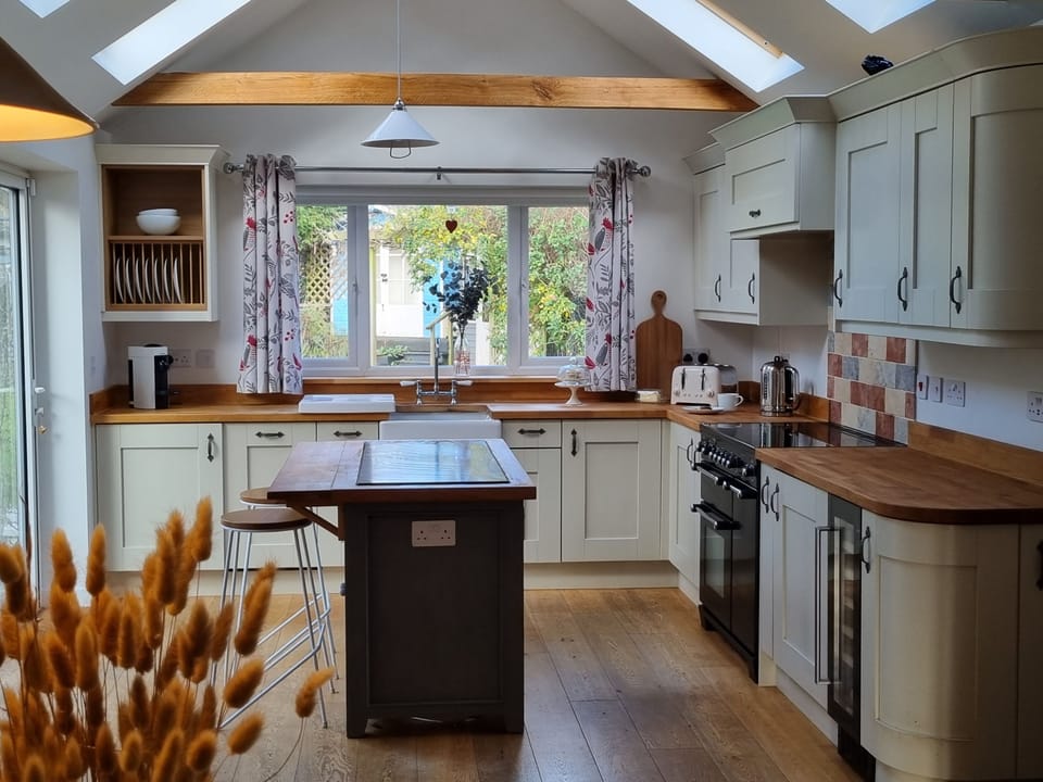 Kitchen space with breakfast seating