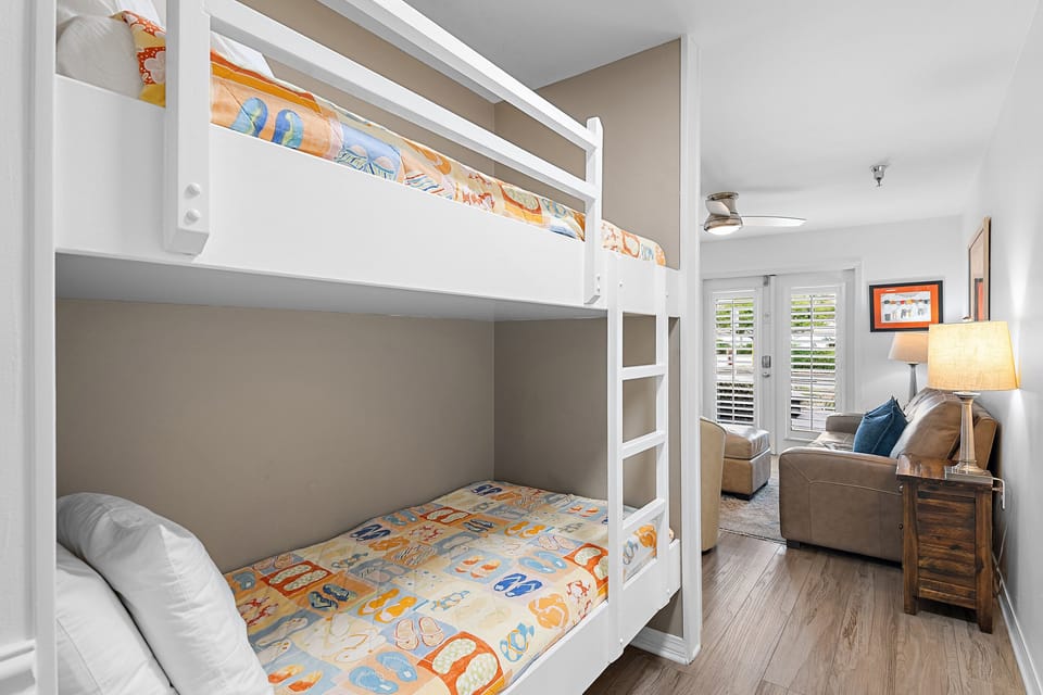 Hall bunks just off the living room