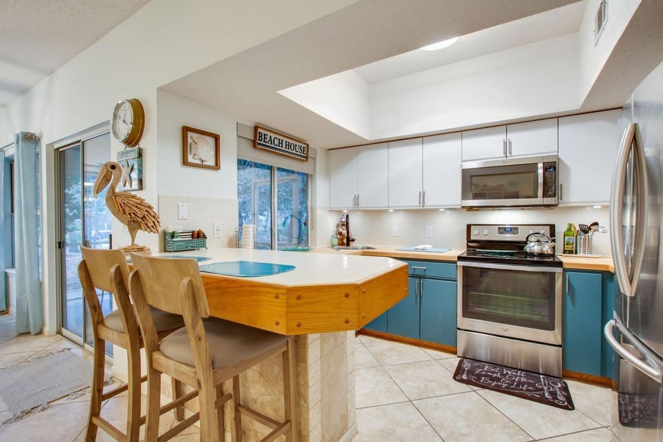 Kitchen with stainless steel appliances
