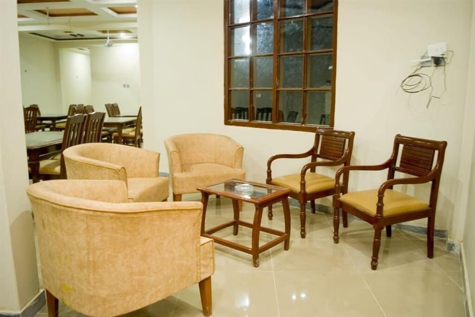 Triple Room | Iron/ironing board (on request)