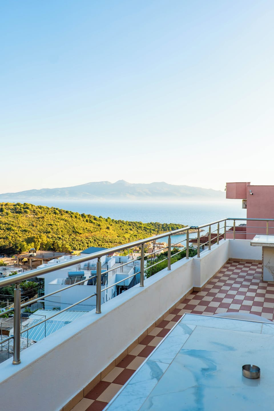 Sunny Holiday Hotel in Sarandë
